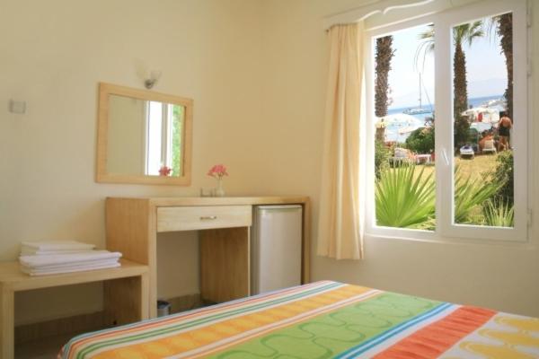 Meteor Beach Hotel ทูร์กุทริส ห้อง รูปภาพ