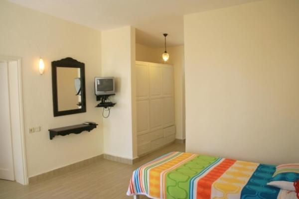 Meteor Beach Hotel ทูร์กุทริส ห้อง รูปภาพ